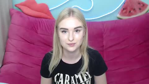 Snapshot of sofysoft chatting on 11.09.25 sofysoft online show from 11.09.25