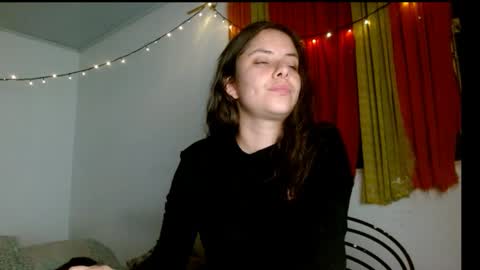 Snapshot of soka_lovers_04_ chatting on 01.09.25 Sofia online show from 01.09.25