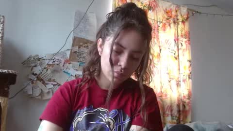 Snapshot of soka_lovers_04_ chatting on 10.28.25 Sofia online show from 10.28.25