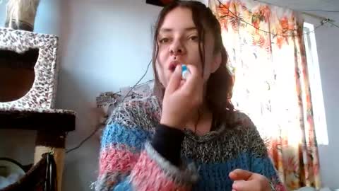 Snapshot of soka_lovers_04_ chatting on 11.13.25 Sofia online show from 11.13.25