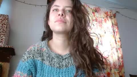 Snapshot of soka_lovers_04_ chatting on 11.28.25 Sofia online show from 11.28.25