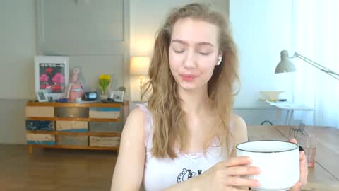 Bella online show from 02.01.25