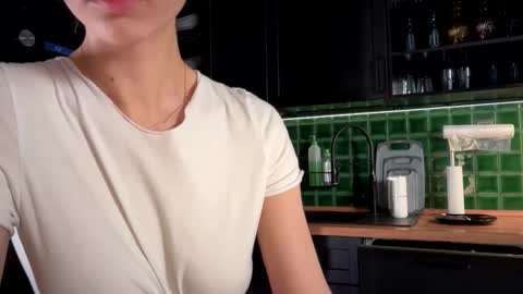 Bella online show from 01.16.26