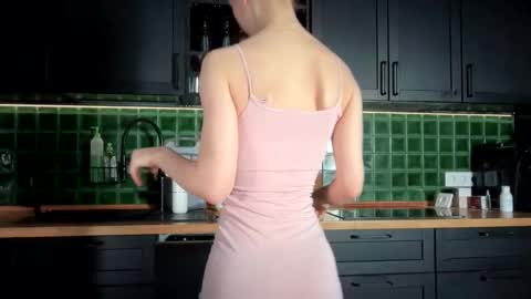 Bella online show from 03.08.26