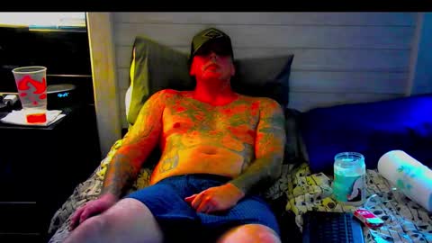 Snapshot of solodolo2020 chatting on 12.03.25 I love watching beautiful women play with themselves online show from 12.03.25