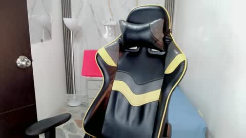 ESTEBAN online show from 07.04.26