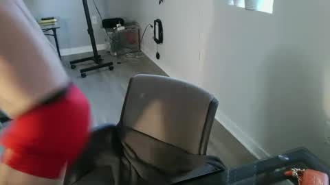 Snapshot of somerandom1109 chatting on 09.10.25 somerandom1109 online show from 09.10.25