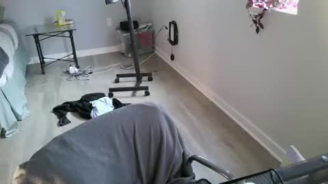 Snapshot of somerandom1109 chatting on 09.16.25 somerandom1109 online show from 09.16.25