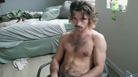 Snapshot of somerandom1109 chatting on 10.27.25 somerandom1109 online show from 10.27.25