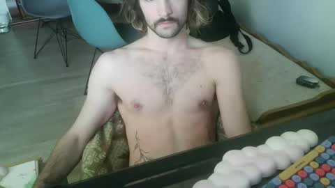 Snapshot of somerandom1109 chatting on 03.19.26 somerandom1109 online show from 03.19.26