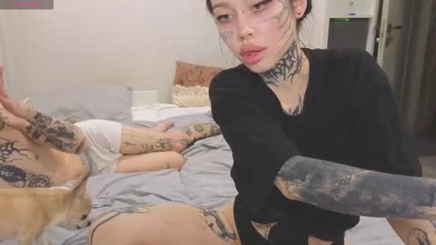 Snapshot of somniya chatting on 09.21.25 somniya online show from 09.21.25