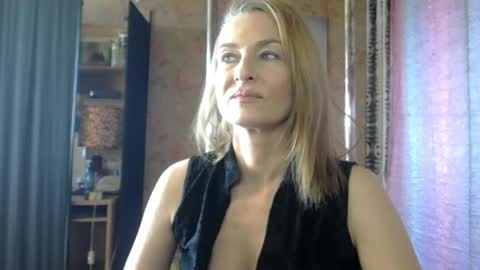 Sonia online show from 04.21.26