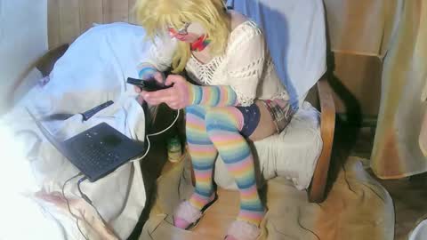 Snapshot of soniahiddencd chatting on 02.13.26 SoniaHiddenCD online show from 02.13.26