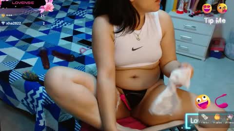 sonialatin69 online show from 02.12.25