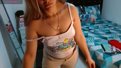 sonialatin69 online show from 09.13.25