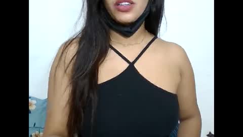 Snapshot of soniashifali4u chatting on 12.24.24 soniyashifali4u online show from 12.24.24