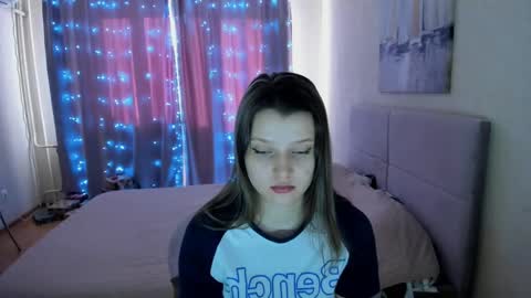 Snapshot of soninex chatting on 02.05.25 SoniNex online show from 02.05.25