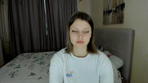 Snapshot of soninex chatting on 09.30.25 SoniNex online show from 09.30.25