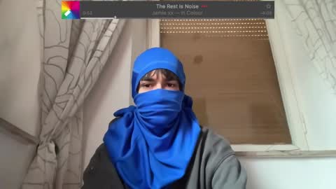 Snapshot of sonny_more_ chatting on 11.28.25 sonny_more_ online show from 11.28.25