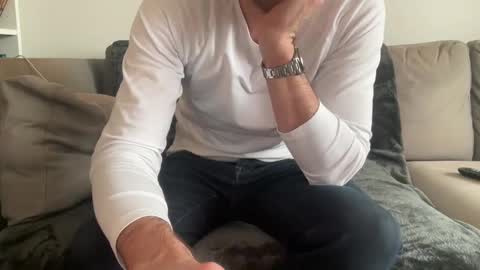 Snapshot of sonnymadraga chatting on 03.29.26 Sonny Madraga online show from 03.29.26