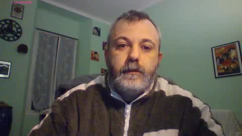 Snapshot of sonoboris chatting on 12.15.25 sonoboris online show from 12.15.25