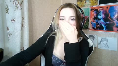 Mila online show from 04.12.26