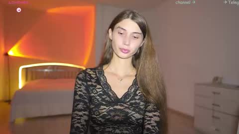 Snapshot of sony_play chatting on 09.14.25 Sony online show from 09.14.25