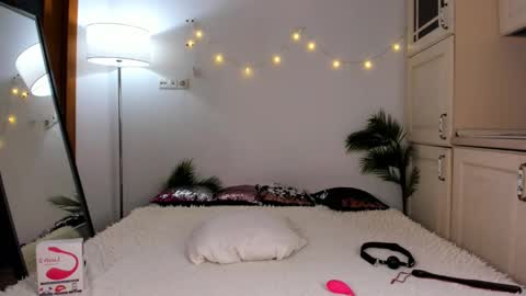 Snapshot of sonya_baby chatting on 01.27.25 SONIA online show from 01.27.25