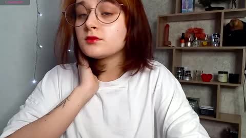 Snapshot of sonya_mikki chatting on 02.28.25 Sonya online show from 02.28.25