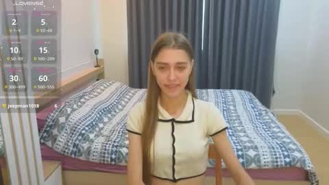 Snapshot of sonyabirch chatting on 10.02.25 sonyabirch online show from 10.02.25