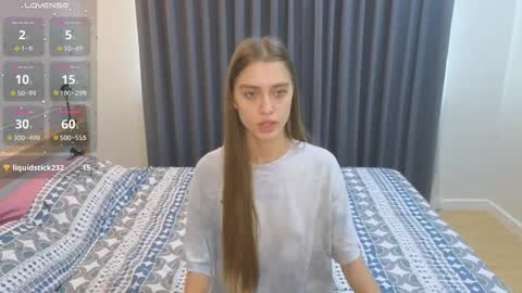 Snapshot of sonyabirch chatting on 10.03.25 sonyabirch online show from 10.03.25