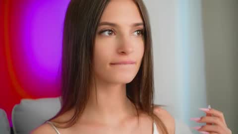 Eva 3 online show from 09.10.25