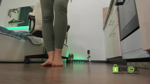 SonyaParadise online show from 01.31.25