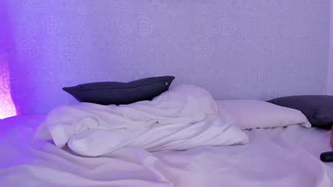 Sophia online show from 02.15.25