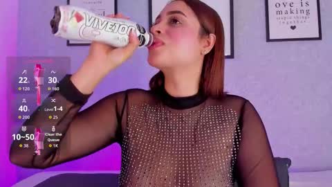 Sophia online show from 11.30.25