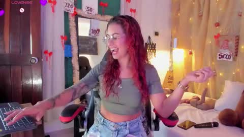 sophie online show from 12.21.25