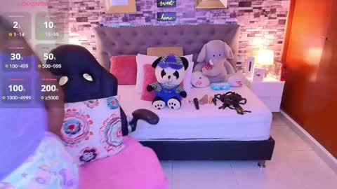 Sofia online show from 11.24.25