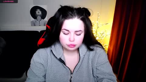 sophia__olsen online show from 02.01.25