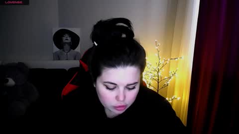 sophia__olsen online show from 02.18.25