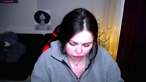 sophia__olsen online show from 02.27.25