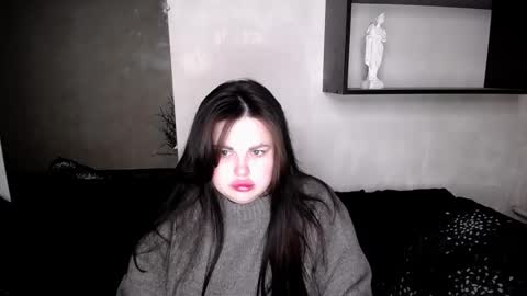 sophia__olsen online show from 10.21.25
