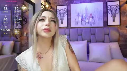 Sophia online show from 12.16.25