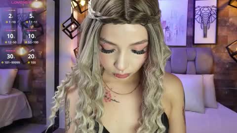 Sophia online show from 12.20.25