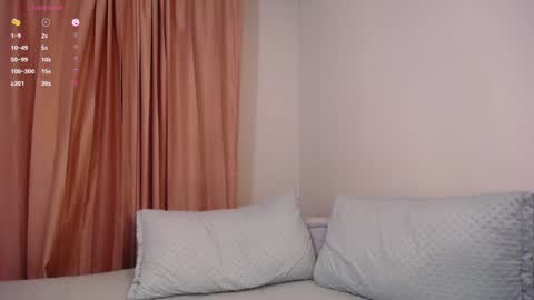  SophiI online show from 01.09.25