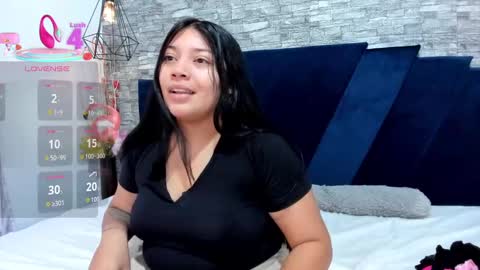 Sophia  online show from 09.16.25