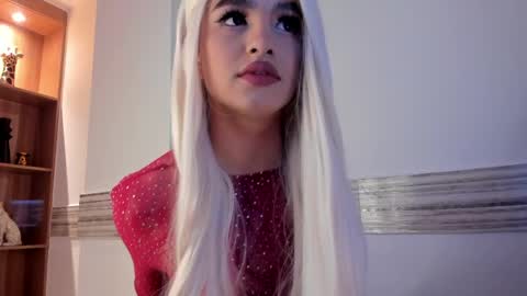 Sophia online show from 04.08.26