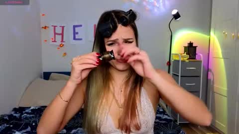 Sophia online show from 11.11.25