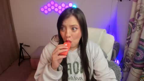 sophia_grants online show from 01.07.26