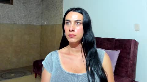 sophia CM online show from 02.25.25