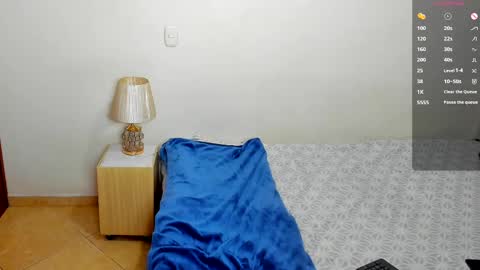 sophia CM online show from 09.12.25